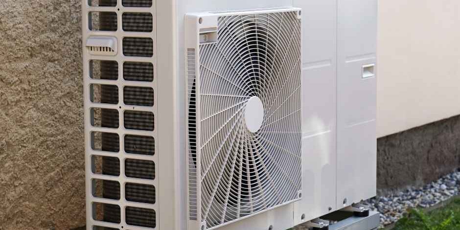 Outdoor heat pump system